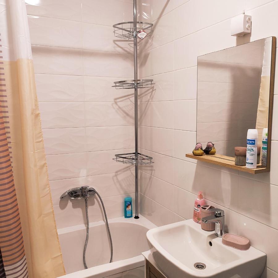 Center Firefly Gardens Apartment Novi Sad Exterior photo