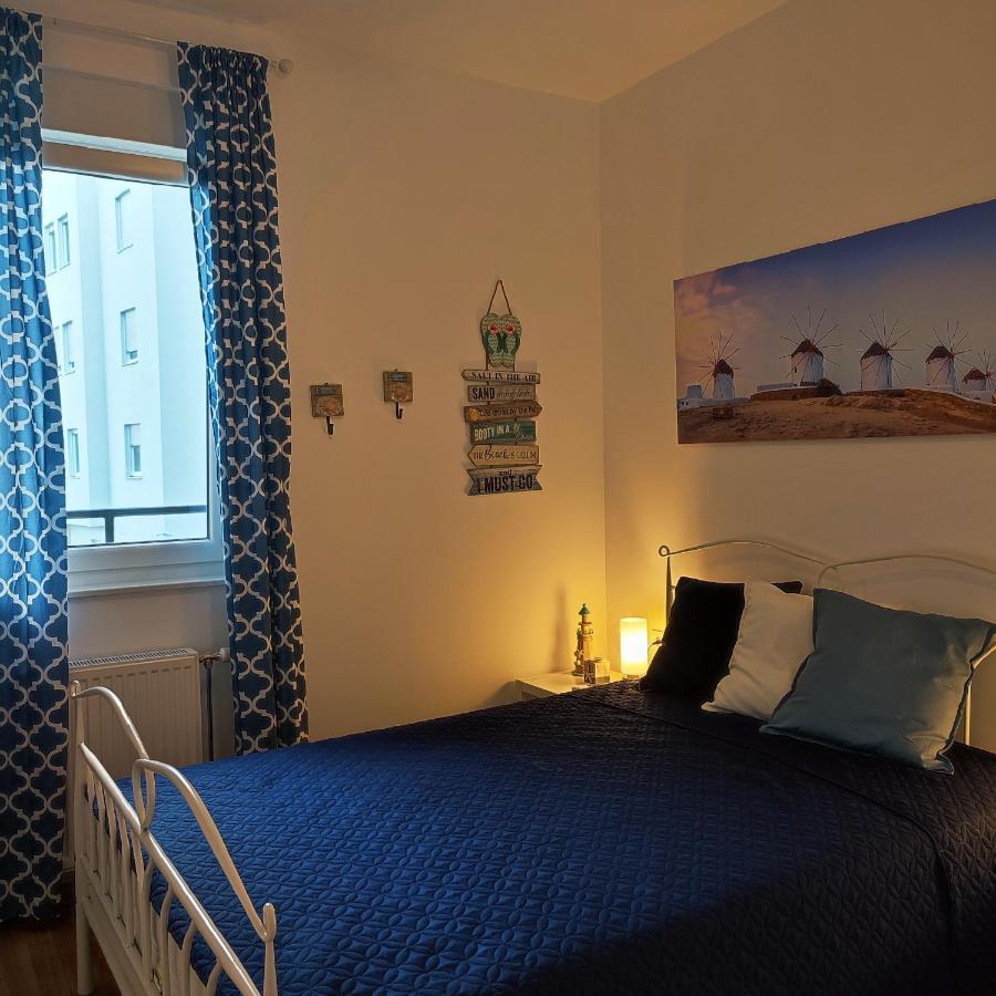 Center Firefly Gardens Apartment Novi Sad Exterior photo